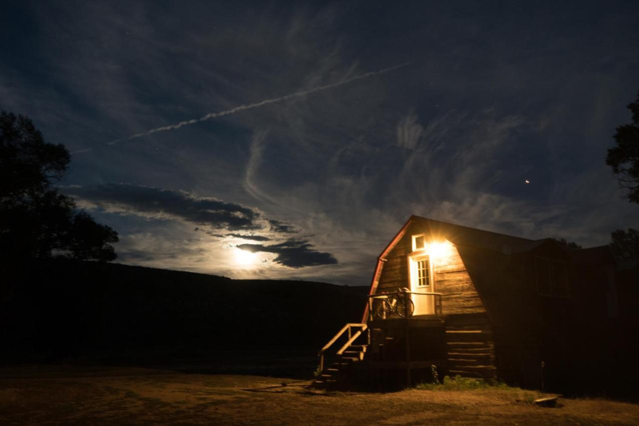 Aubin Sky Lodging At The Yl Ranch Savery ภายนอก รูปภาพ
